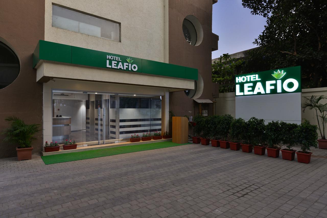 Hotel Leafio-Near Airport Мумбаї Екстер'єр фото