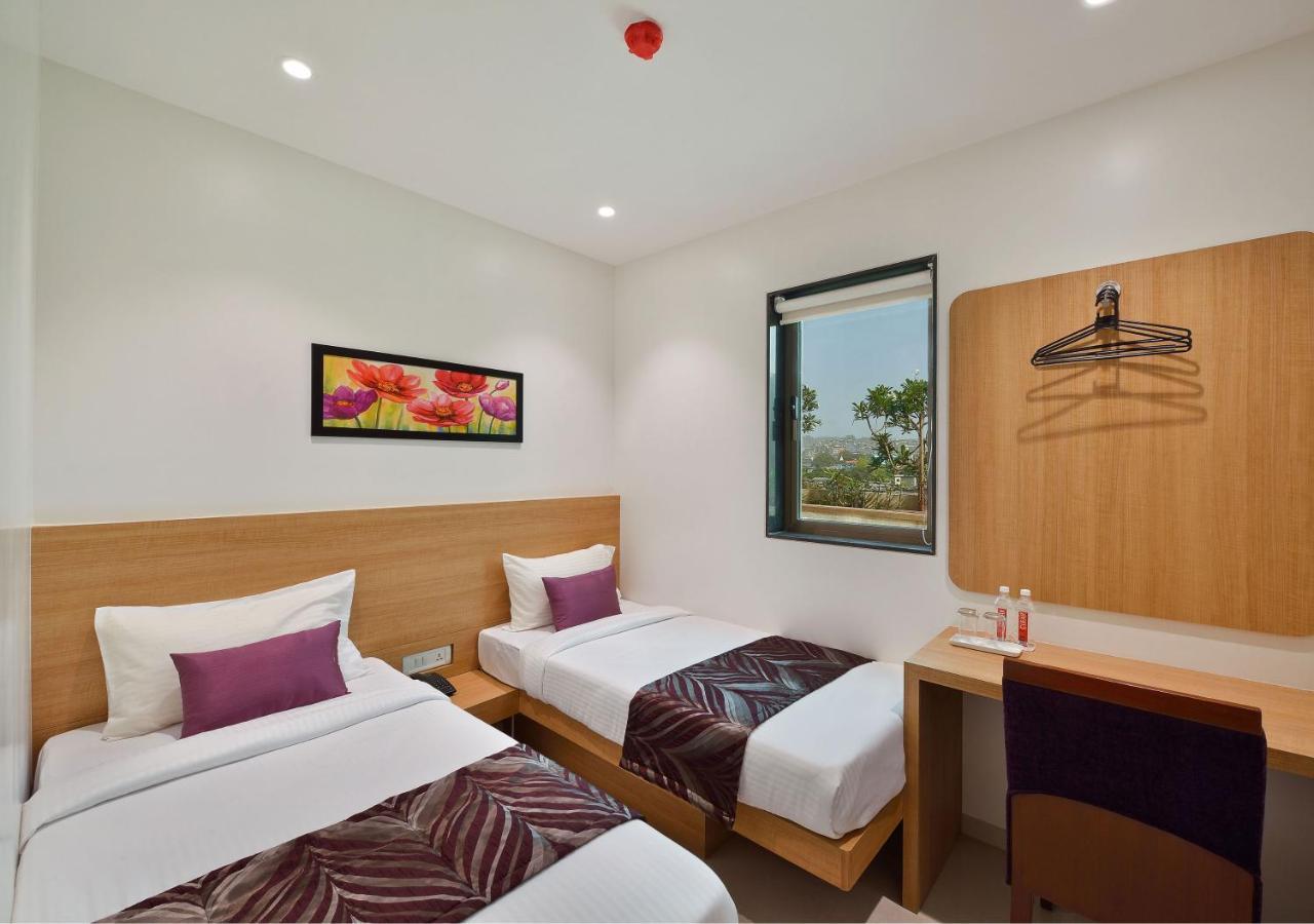 Hotel Leafio-Near Airport Мумбаї Екстер'єр фото